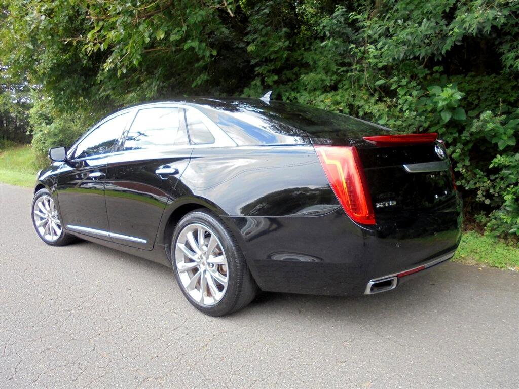 Used 2013 Cadillac XTS Premium image 3