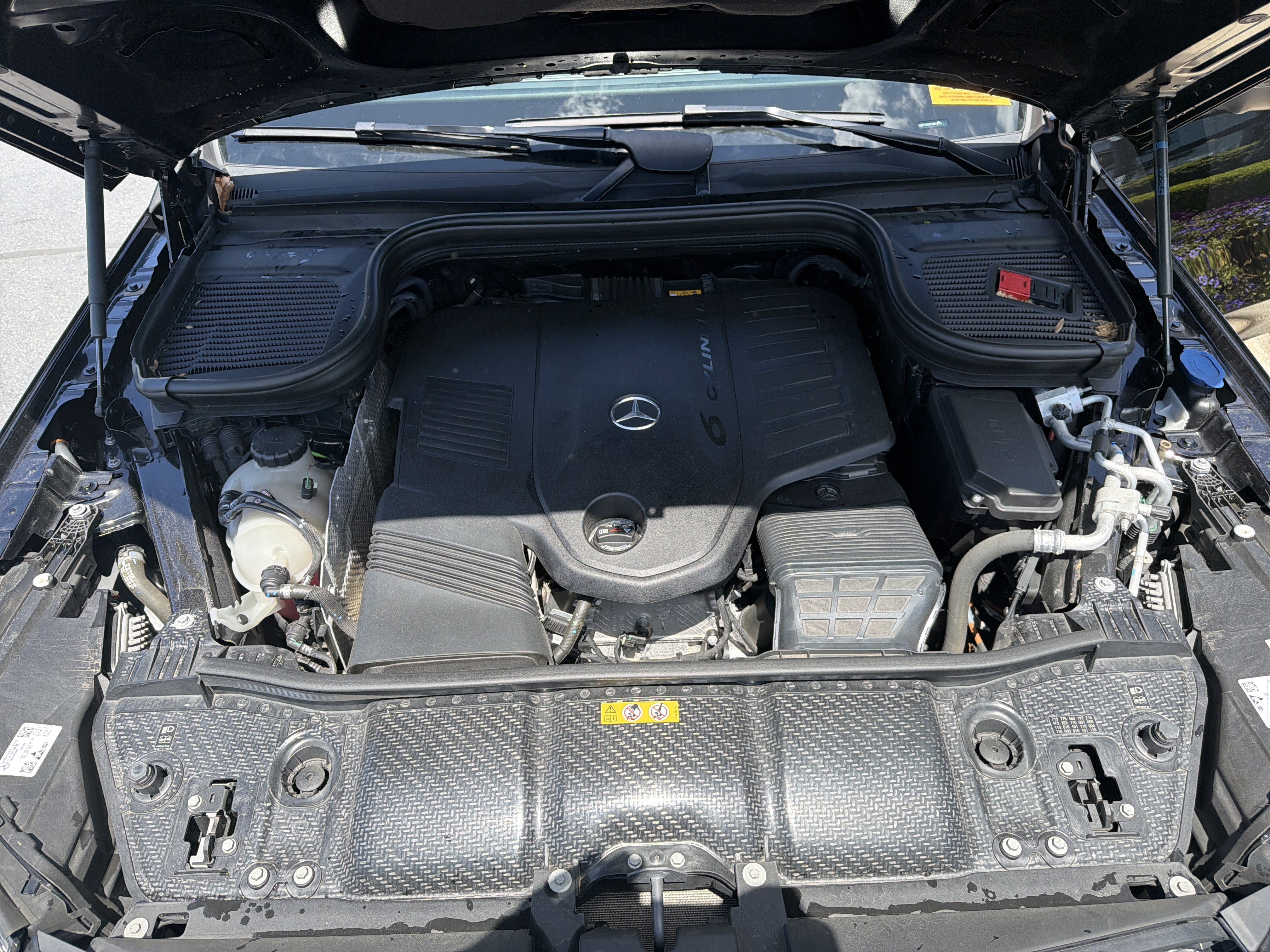 Used 2023 Mercedes-Benz GLS 450 4MATIC image 36