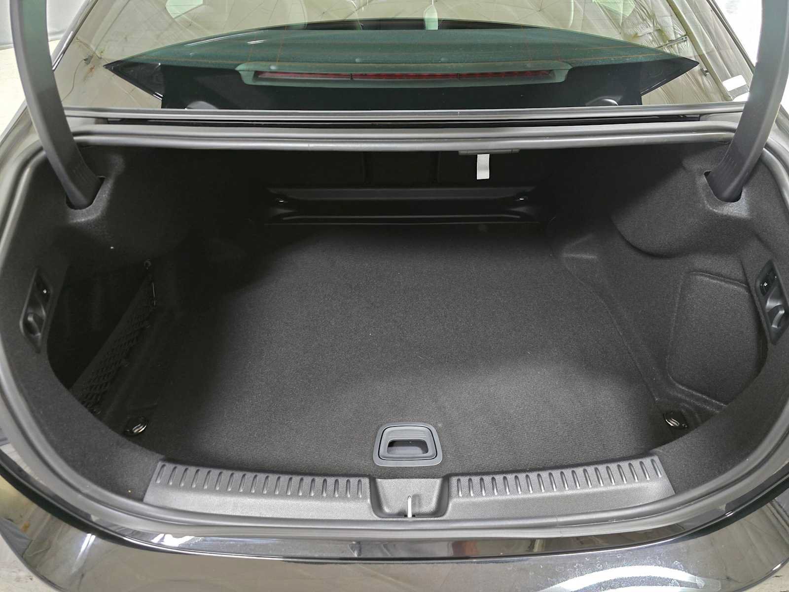 Used 2026 Mercedes-Benz E 350 4MATIC Sedan image 18