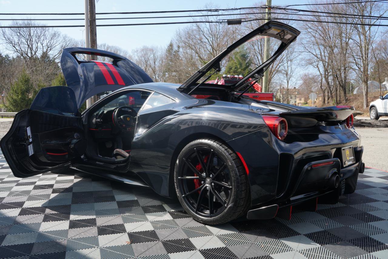 Used 2020 Ferrari 488 Pista Coupe image 88