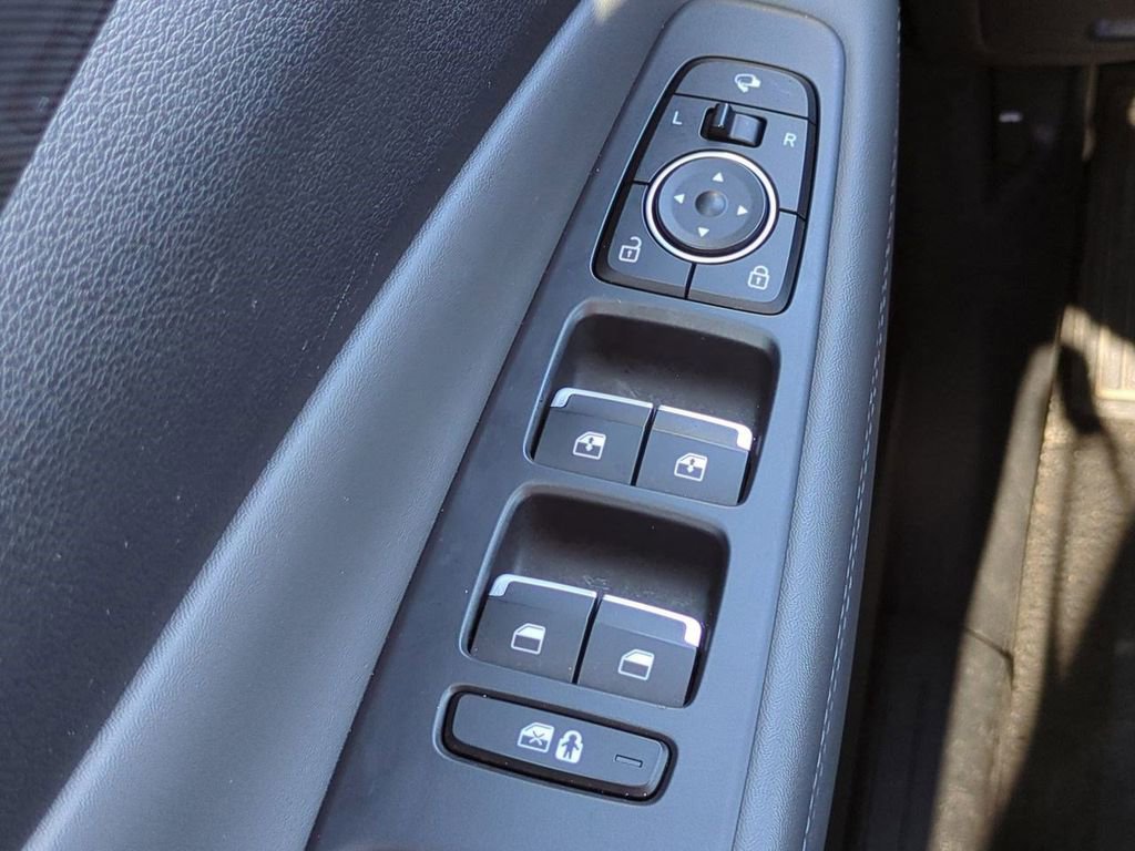 Used 2023 Hyundai Santa Fe Limited image 26