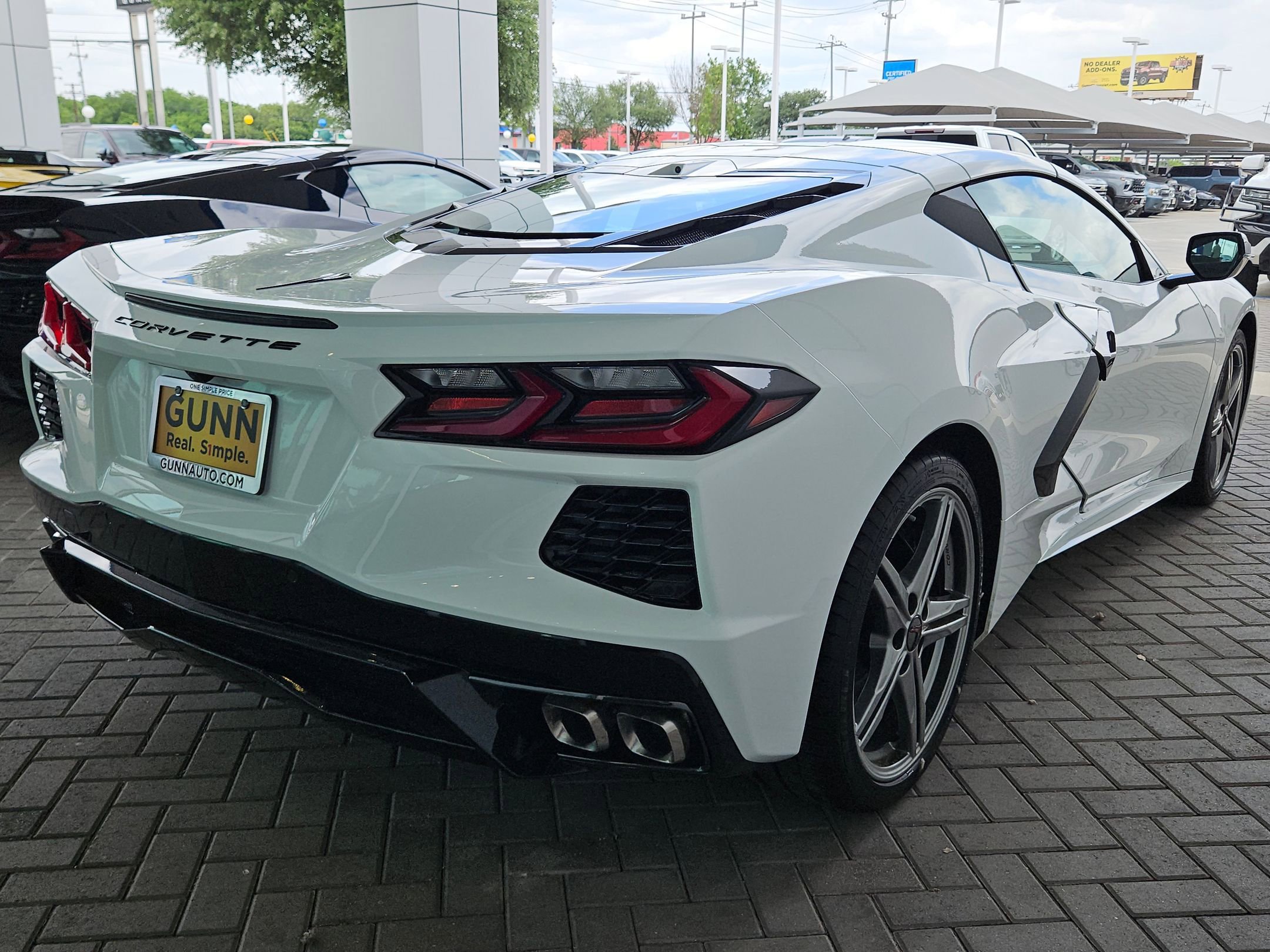 New 2026 Chevrolet Corvette Stingray Preferred Cpe w/ 2LT RWD image 2