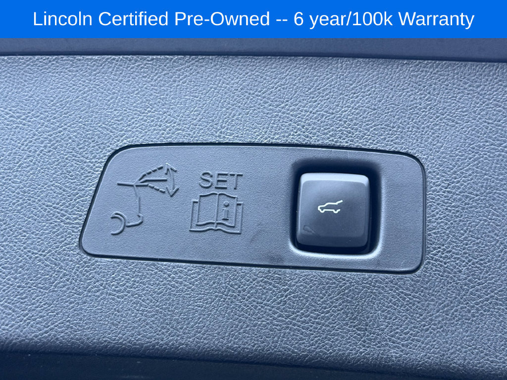 Used 2023 Lincoln Corsair Reserve AWD/4WD image 24