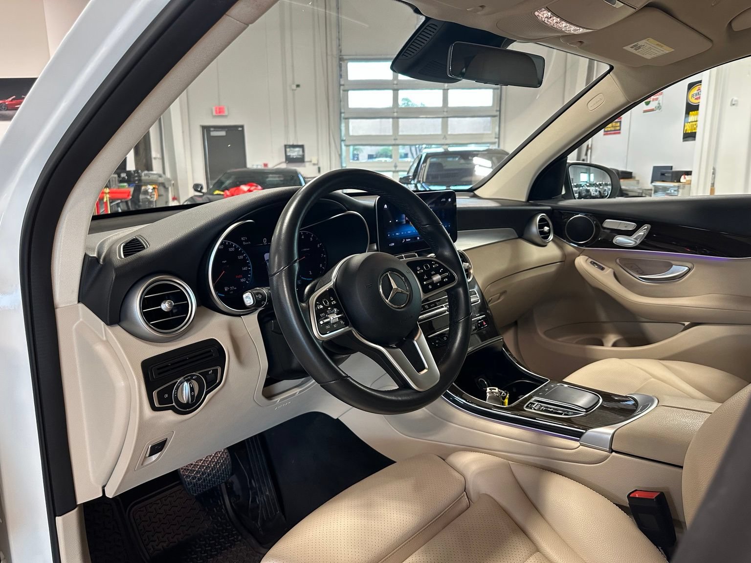 Used 2022 Mercedes-Benz GLC 300 image 14