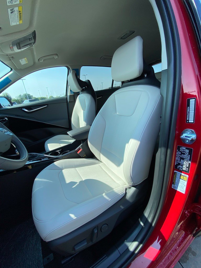New 2026 Kia Niro EX FWD image 10
