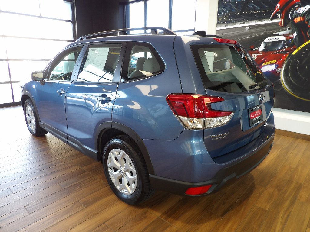 Used 2024 Subaru Forester AWD/4WD image 8