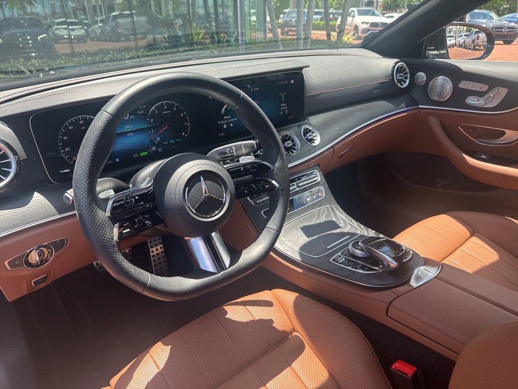 Used 2023 Mercedes-Benz E 450 4MATIC Cabriolet image 9