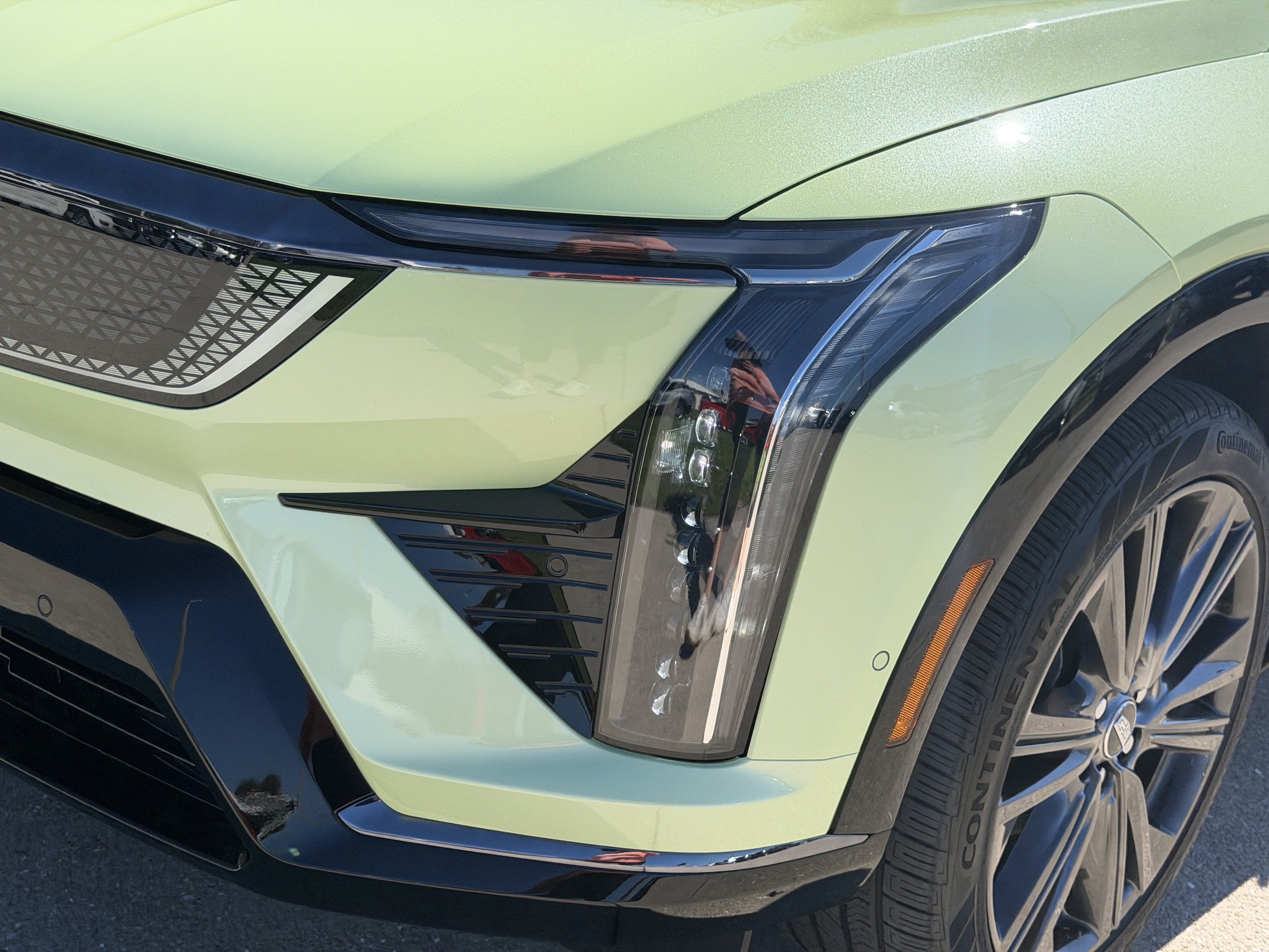 New 2027 Cadillac Optiq Premium Sport AWD/4WD image 8