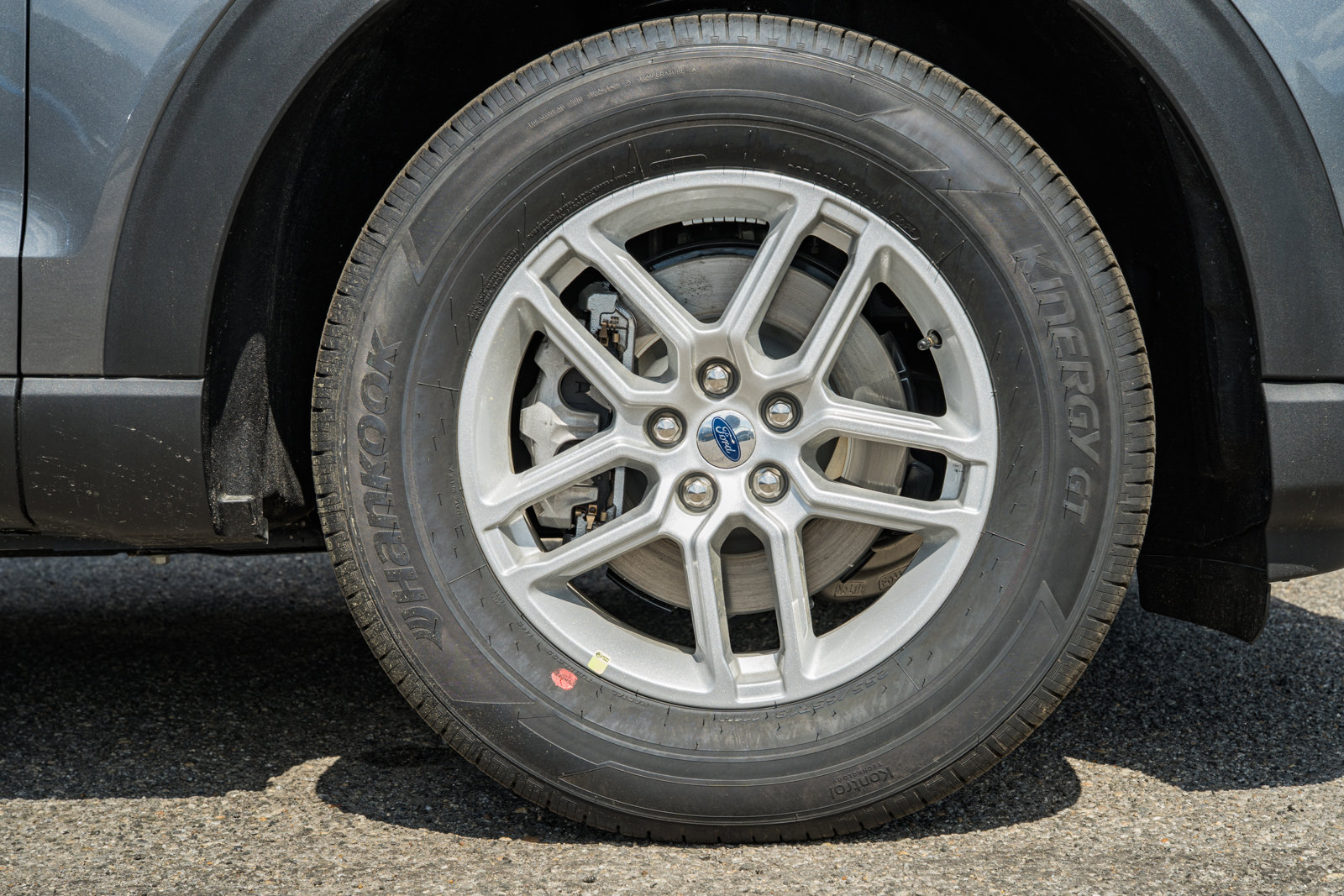 New 2026 Ford Explorer Active image 16