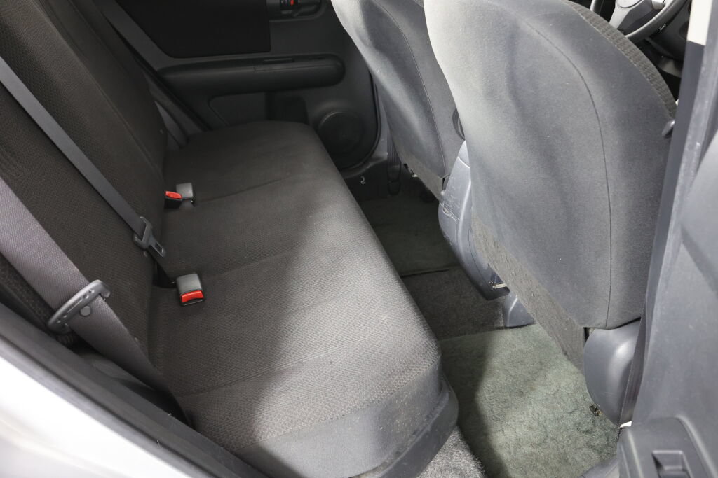 Used 2008 Scion xB FWD image 22