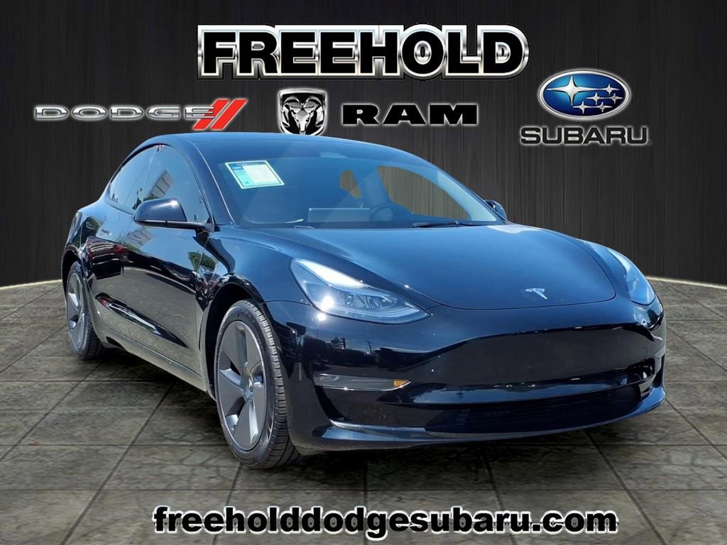 Used 2023 Tesla Model 3 Standard Range RWD image 1