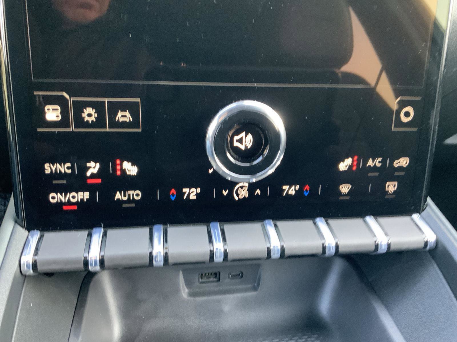 New 2026 GMC Terrain AT4 w/ LPO, Floor Liner Package image 47