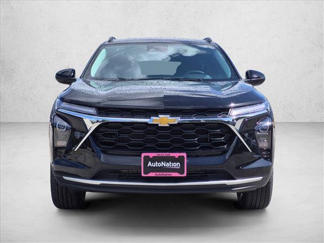 New 2026 Chevrolet Trax LT w/ Driver Confidence Package FWD image 2