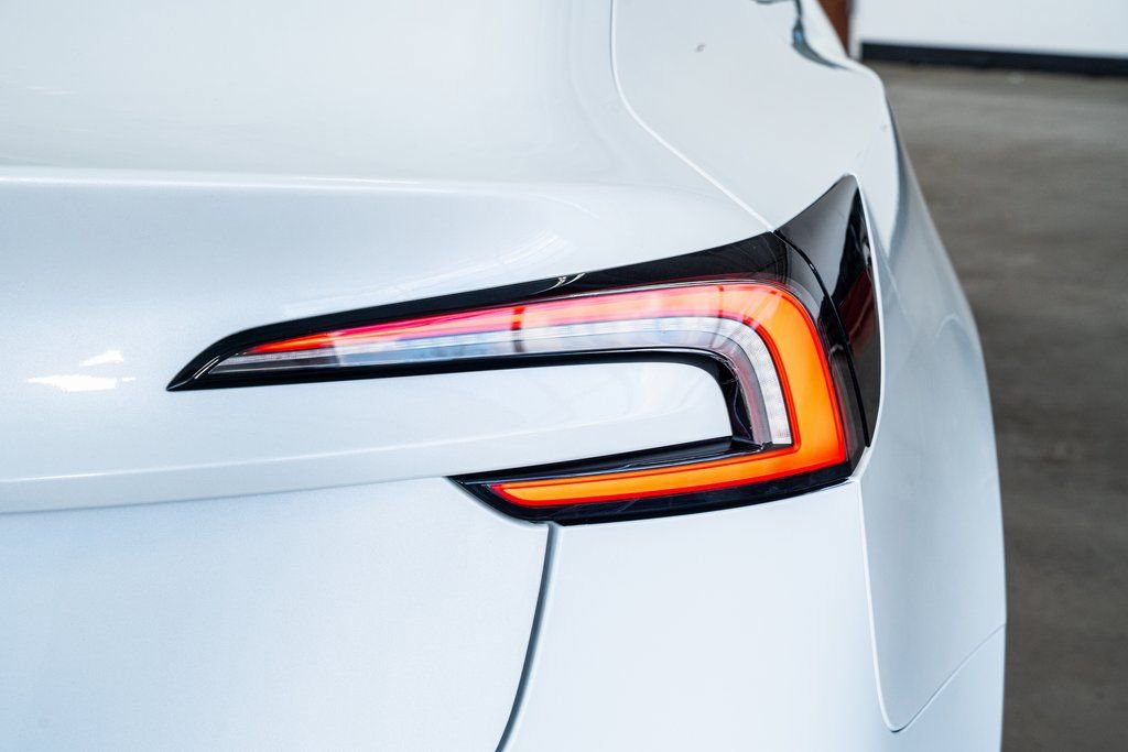 Used 2025 Tesla Model 3 Long Range image 23