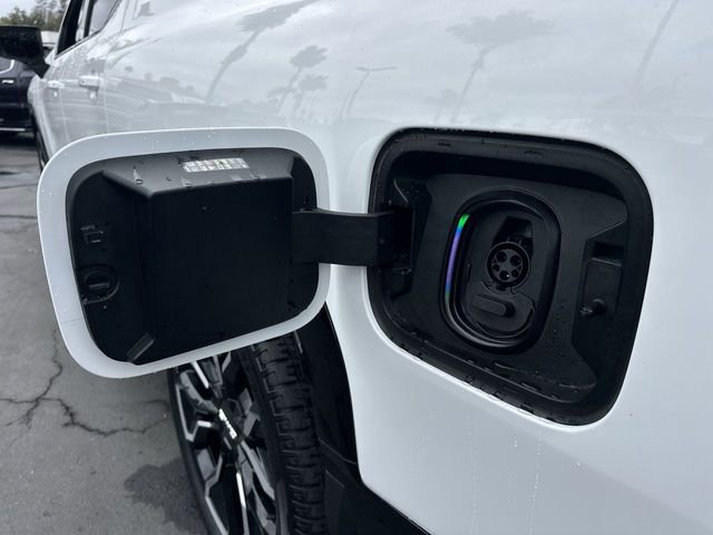 New 2025 GMC Sierra EV Denali image 36