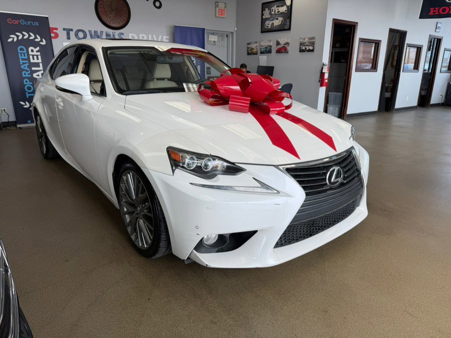 Used 2014 Lexus IS 250 w/ Premium Package RWD image 5