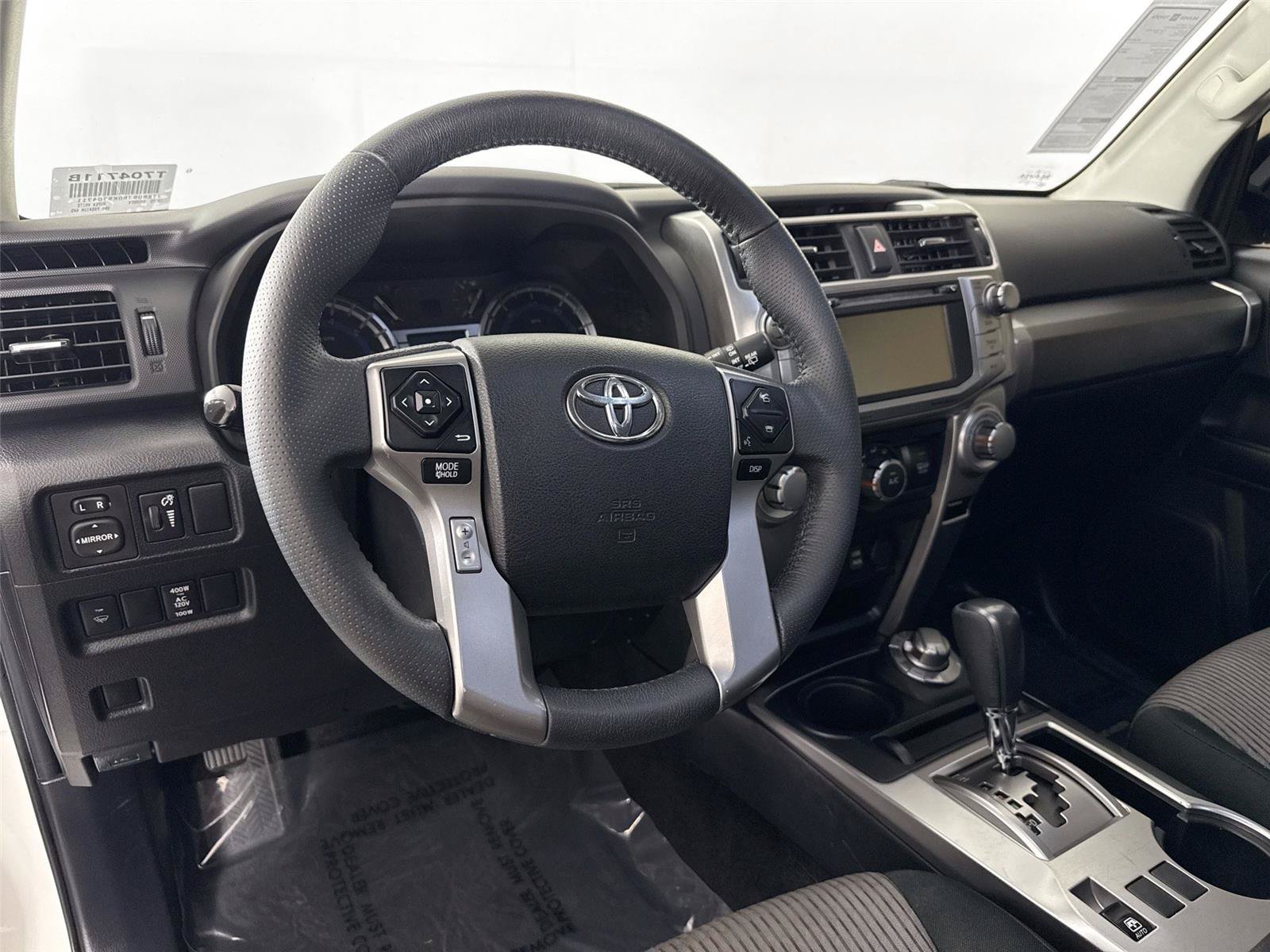 Used 2019 Toyota 4Runner SR5 AWD/4WD image 4