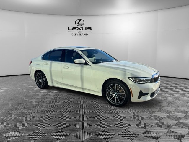 Used 2019 BMW 330i xDrive Sedan AWD/4WD image 2