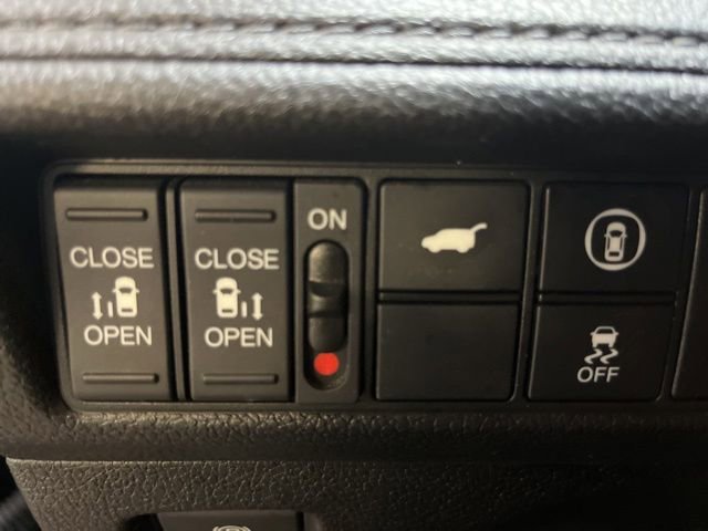 Used 2024 Honda Odyssey Sport image 16