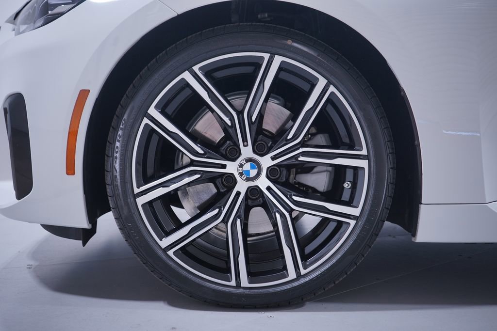 Used 2023 BMW 230i Coupe w/ Convenience Package image 2