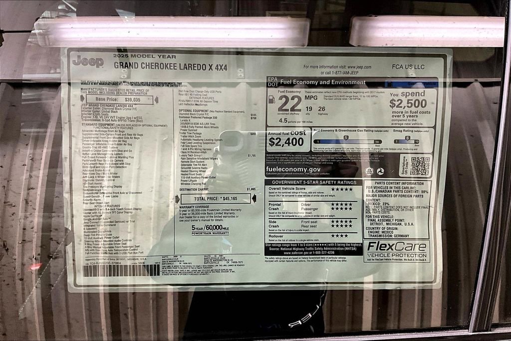 New 2025 Jeep Grand Cherokee Laredo X w/ Luxury Tech Group I image 13