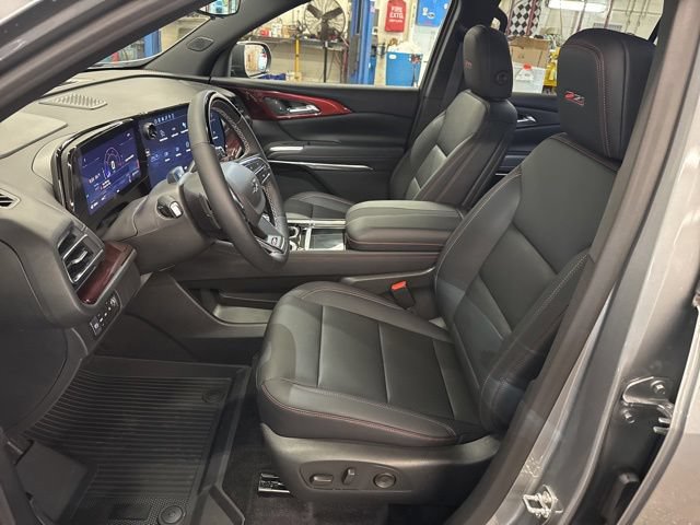 New 2026 Chevrolet Traverse Z71 w/ Enhanced Driving Package AWD/4WD image 12