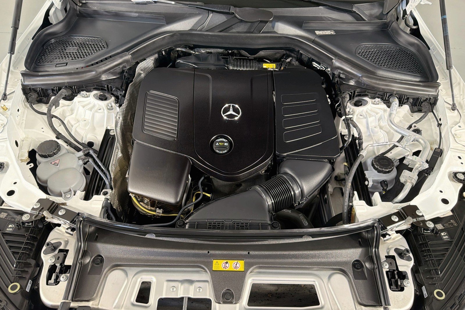 Certified 2024 Mercedes-Benz GLC 300 4MATIC w/ AMG Line image 11