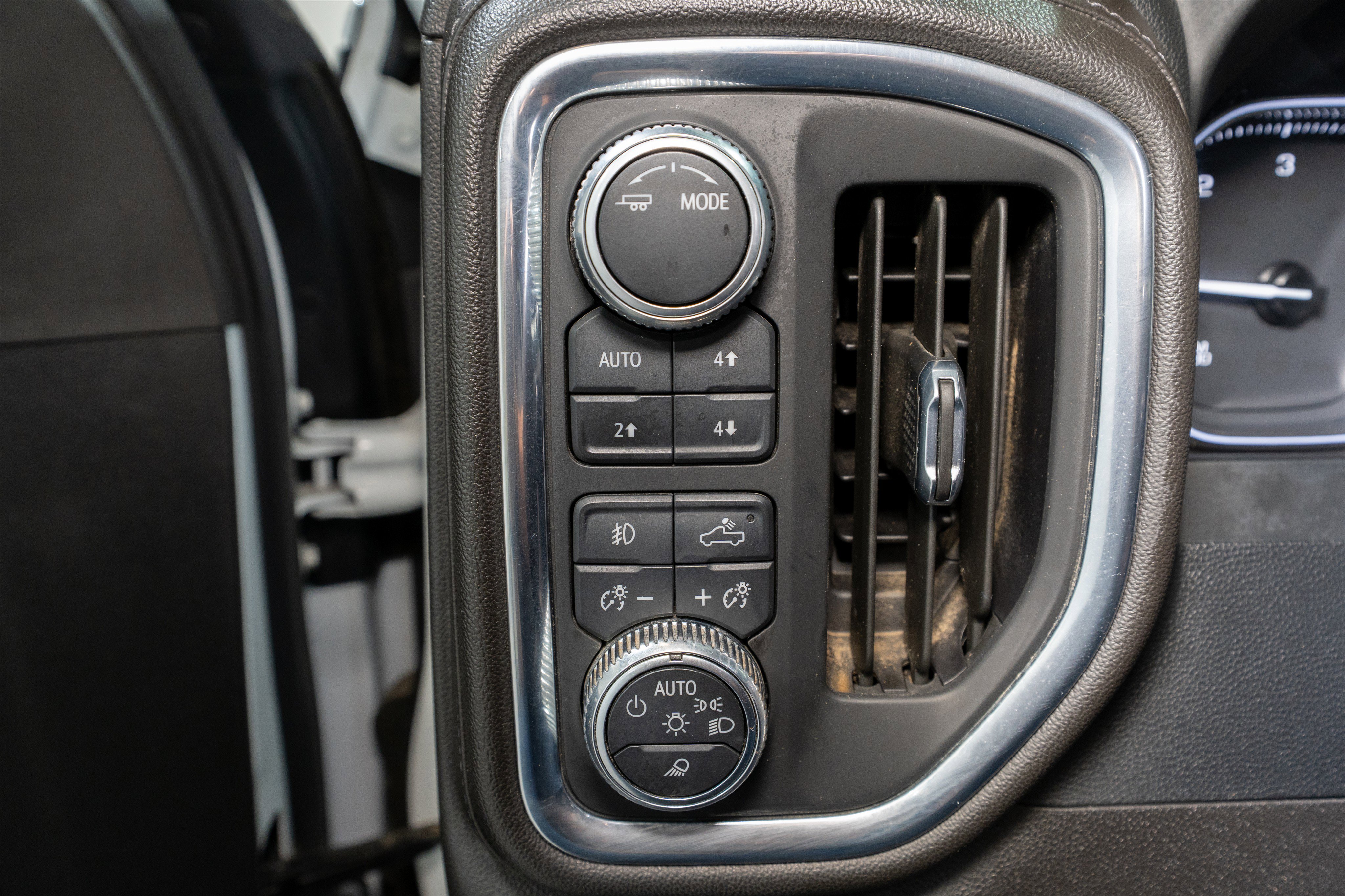 Used 2022 GMC Sierra 2500 SLT w/ Driver Alert Package I image 35