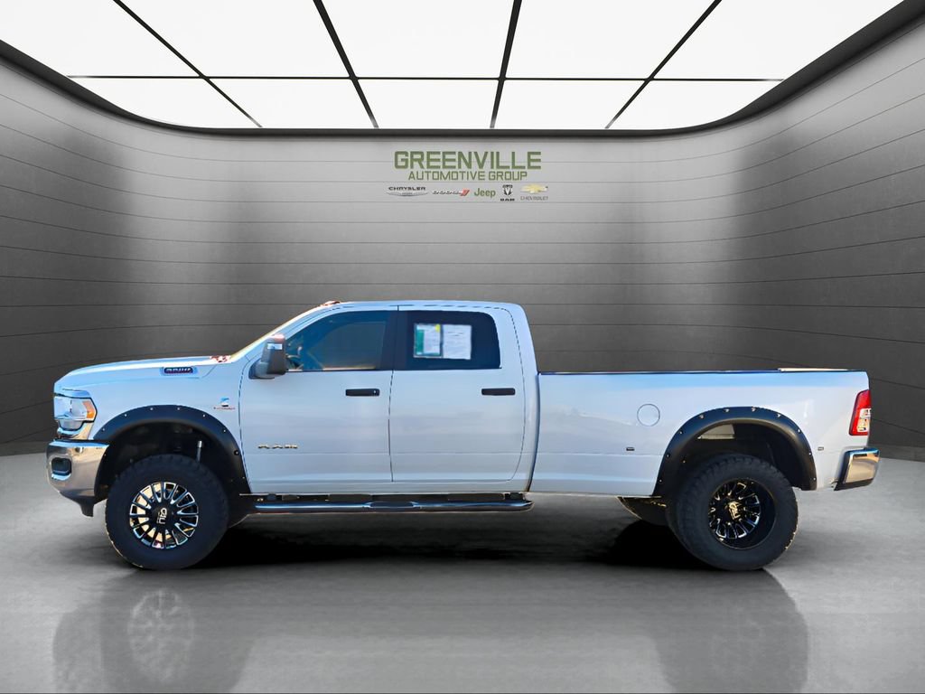 Used 2024 RAM 3500 Big Horn AWD/4WD image 9