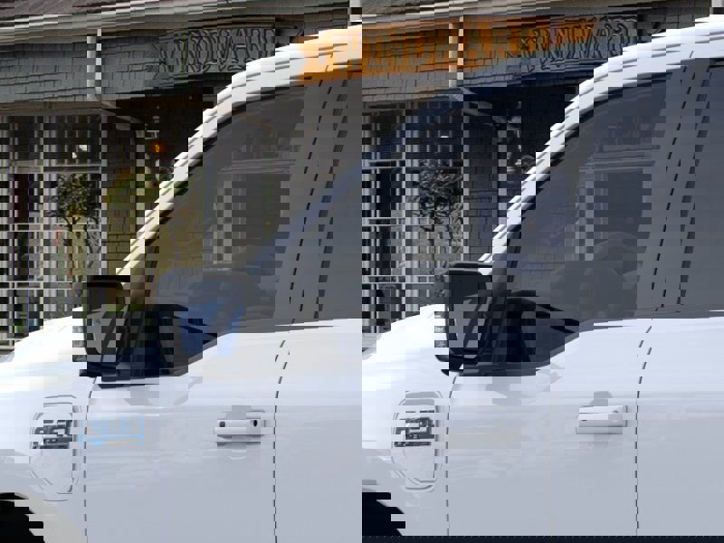 New 2025 Ford F150 Lightning Flash image 20