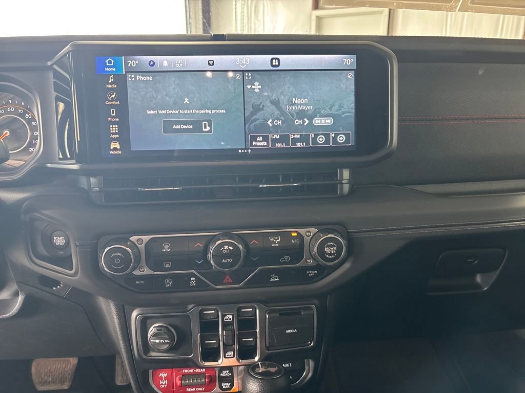 Used 2025 Jeep Wrangler Unlimited Rubicon image 10