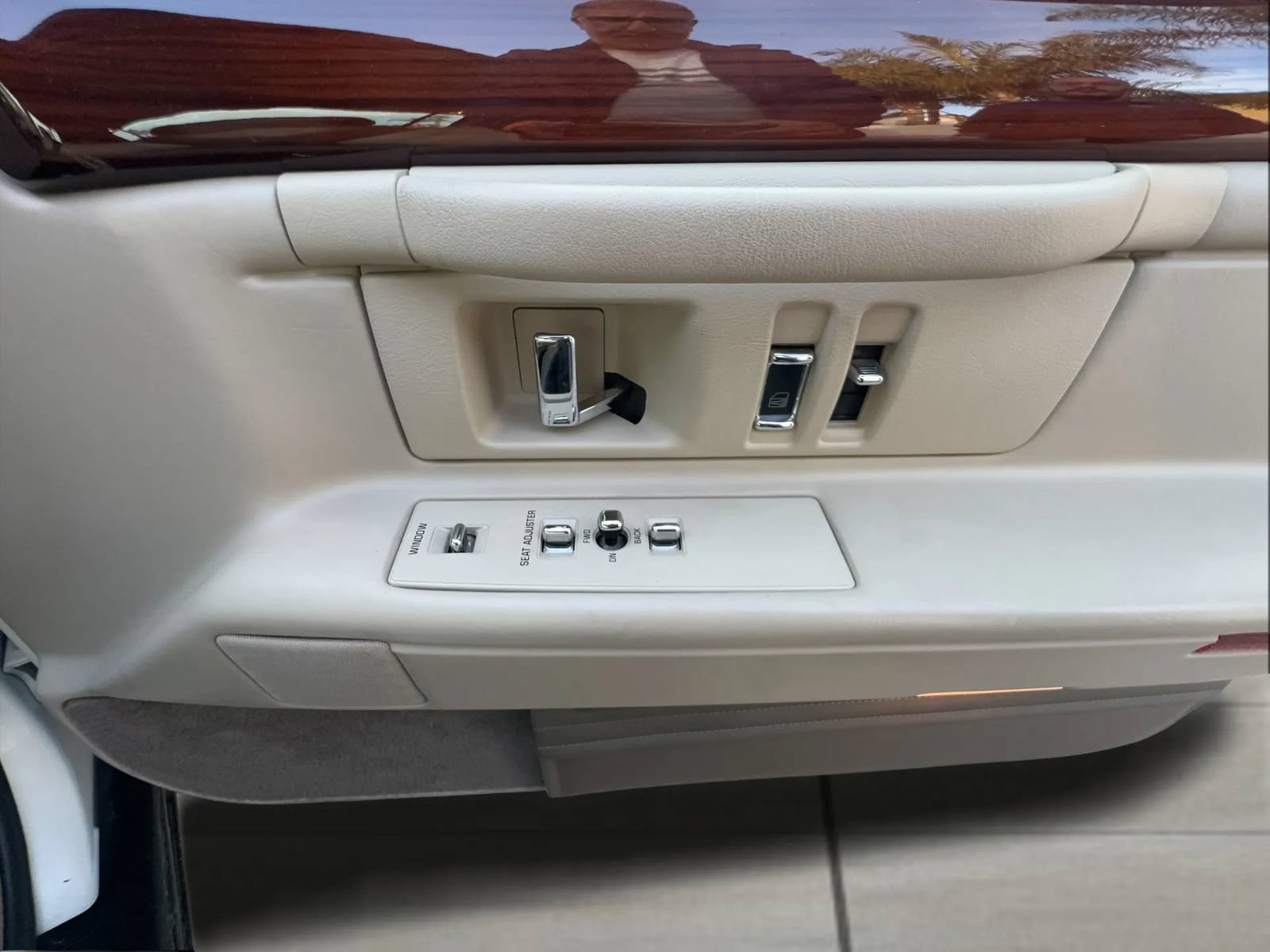 Used 1994 Cadillac De Ville Concours FWD image 39
