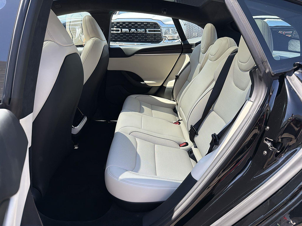 Used 2023 Tesla Model S Plaid AWD/4WD image 22