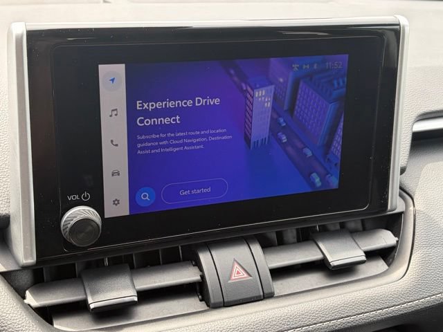 Used 2025 Toyota RAV4 XLE FWD image 21