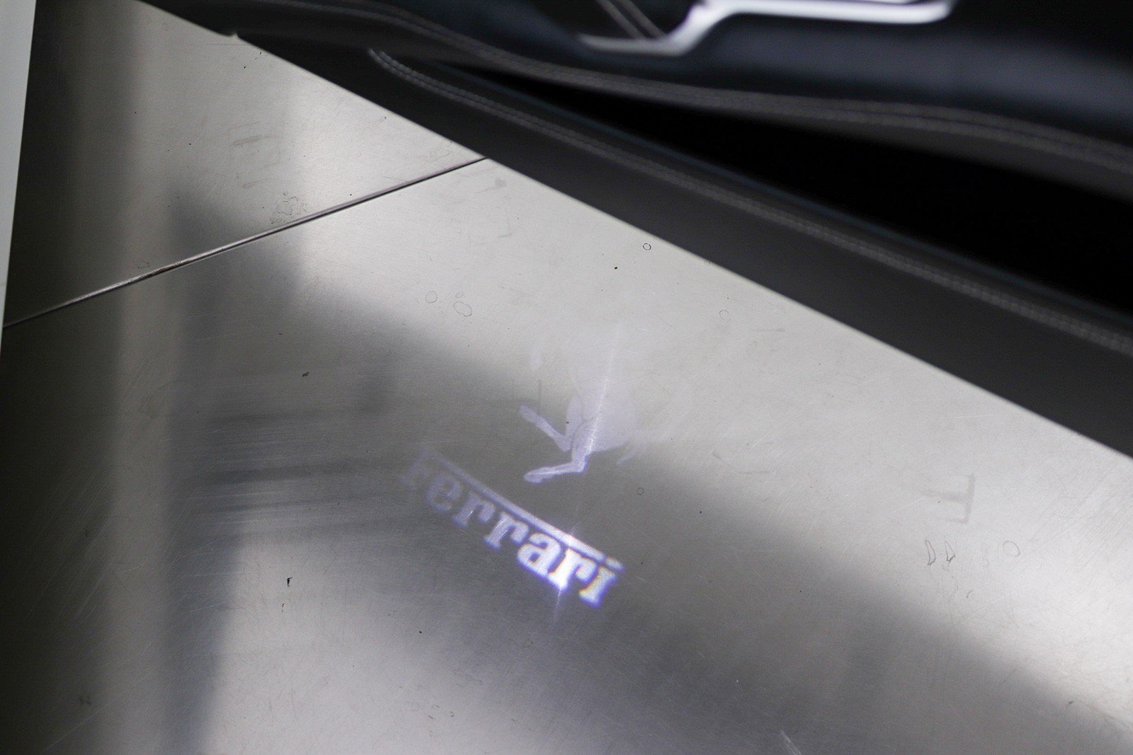 Used 2017 Ferrari California T RWD image 41