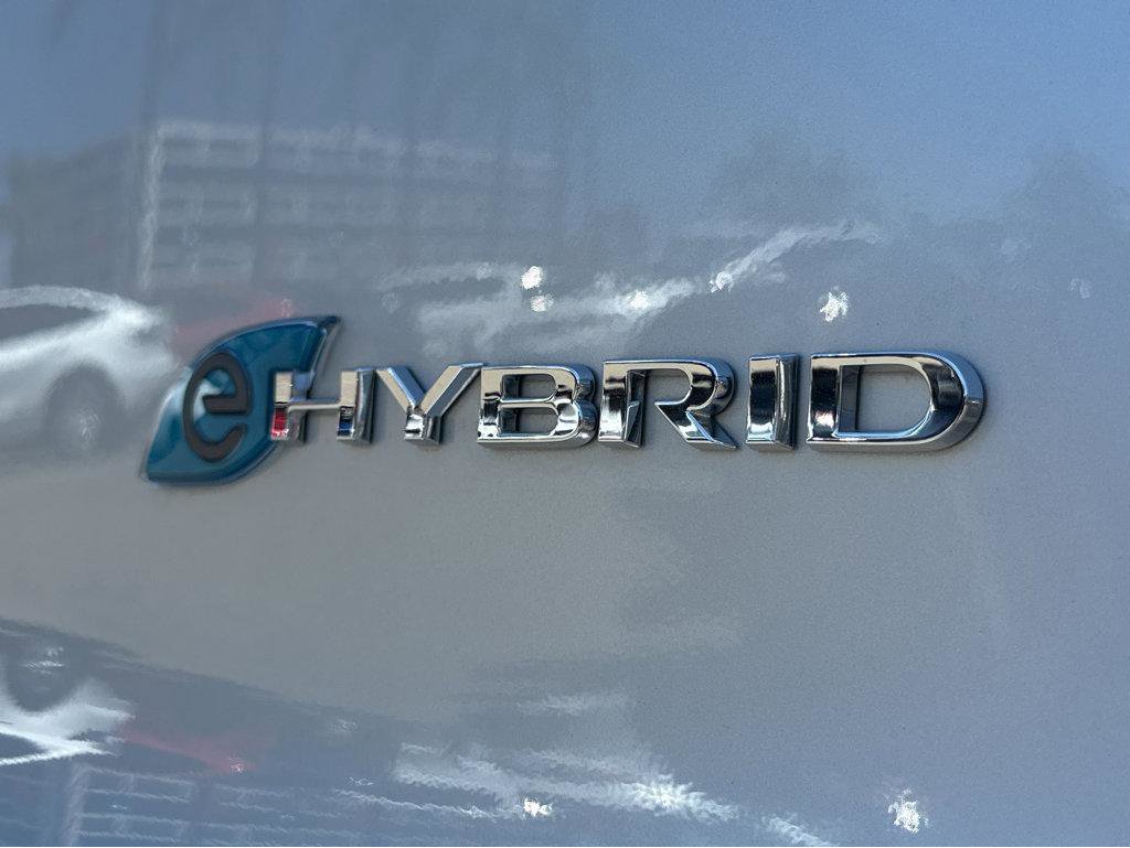 Used 2022 Chrysler Pacifica Limited image 43