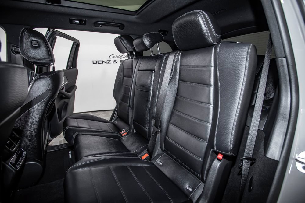 Used 2025 Mercedes-Benz GLS 580 4MATIC image 15