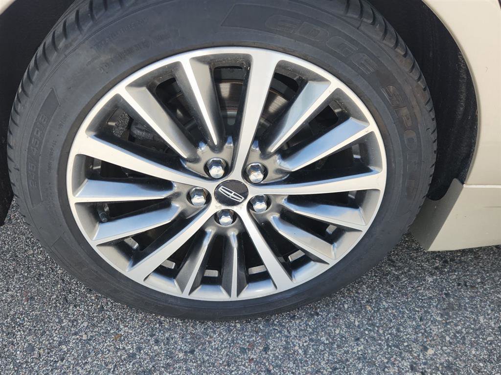 Used 2017 Lincoln MKZ Select w/ Select Plus Package FWD image 17