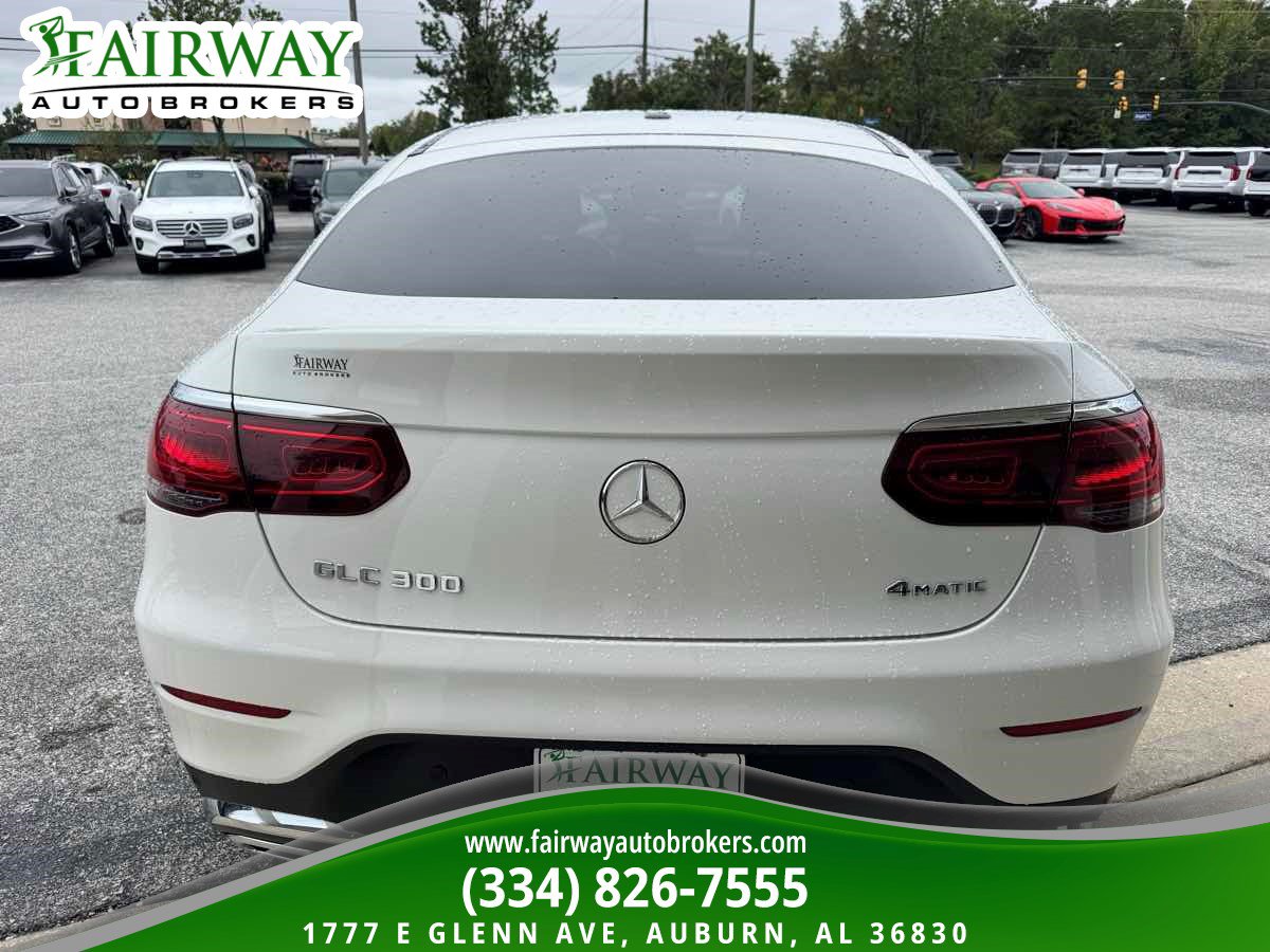 Used 2023 Mercedes-Benz GLC 300 4MATIC Coupe image 7