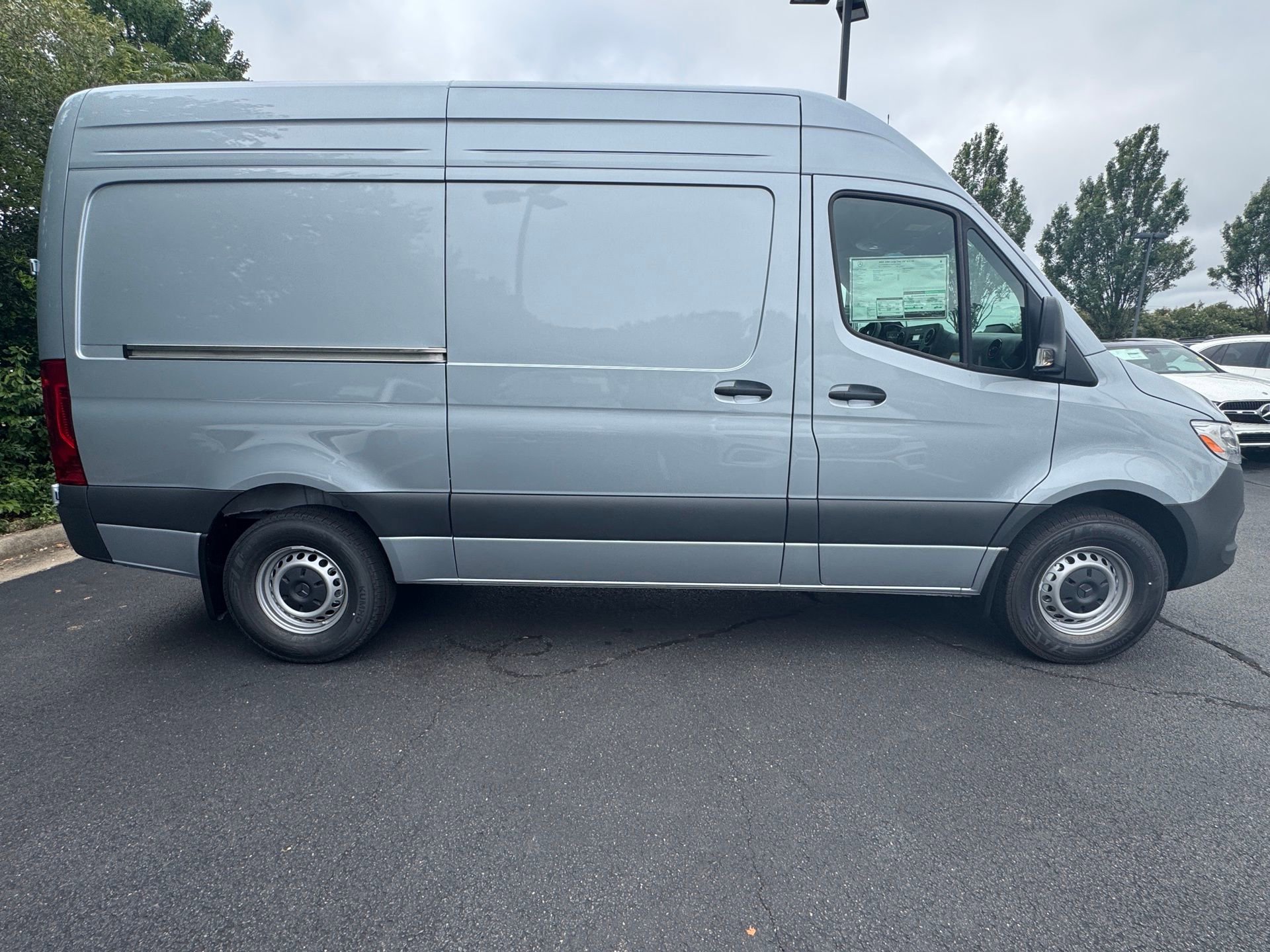 New 2025 Mercedes-Benz Sprinter 2500 image 26