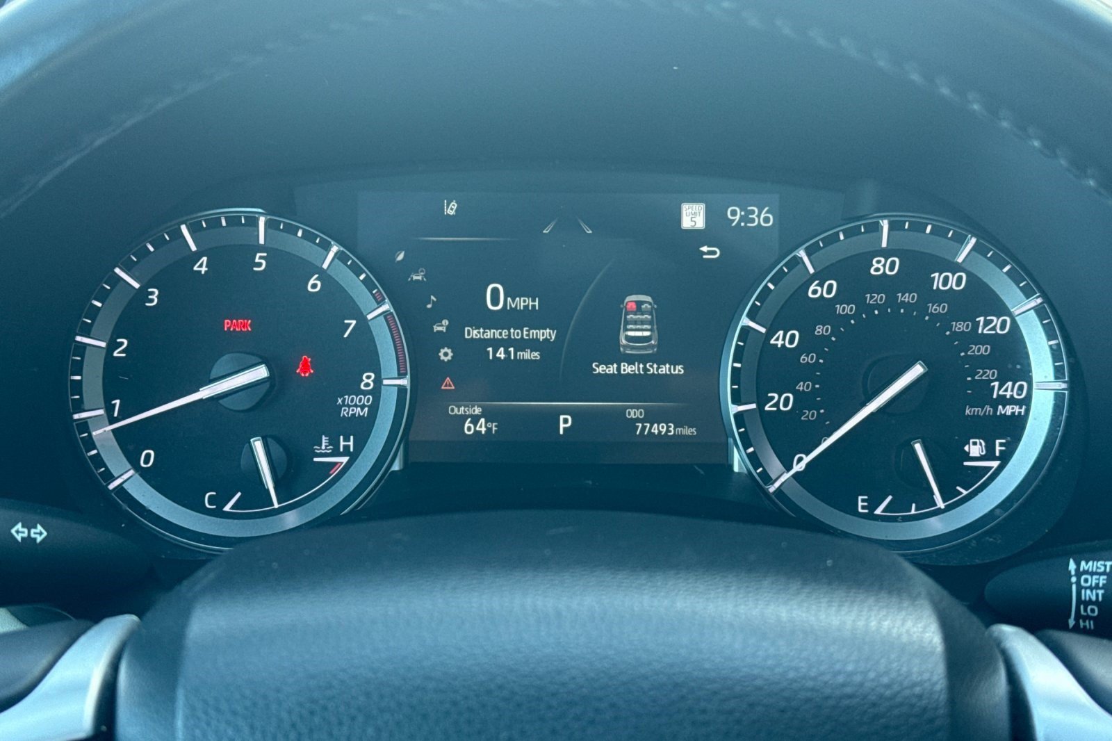 Used 2022 Toyota Highlander XLE AWD/4WD image 23