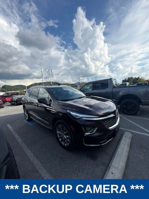 Used 2022 Buick Enclave Avenir w/ Avenir Technology Package AWD/4WD image 3