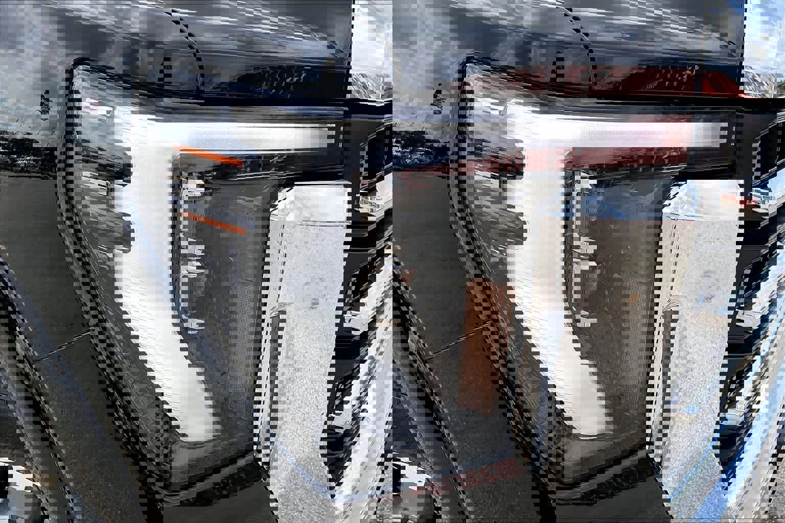 Used 2025 GMC Sierra 2500 SLT w/ Texas SLT Premium Package image 27