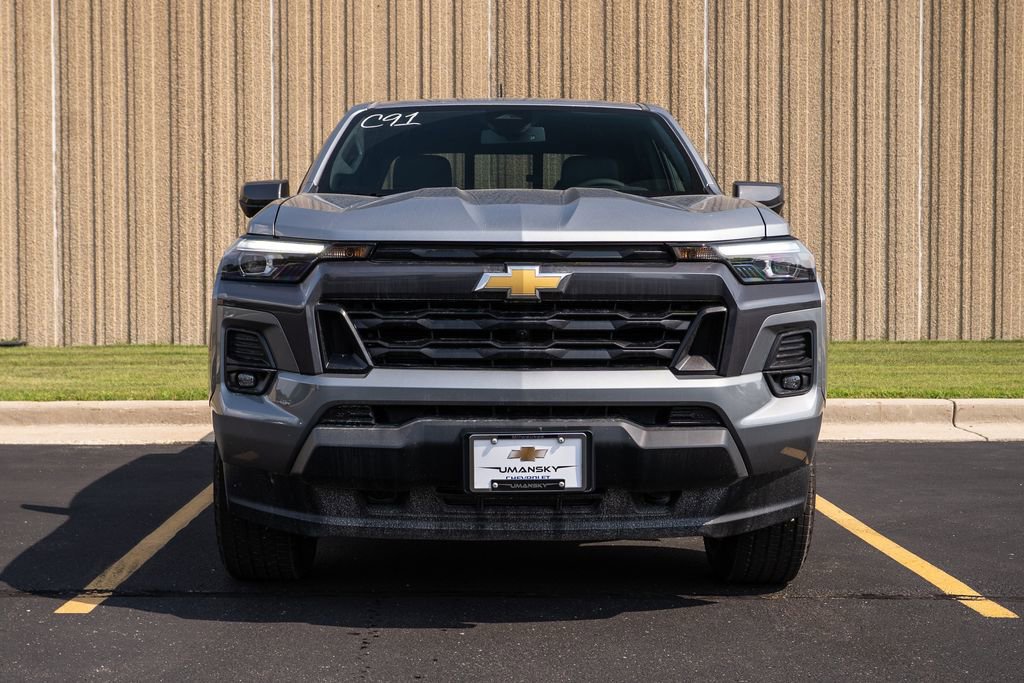 New 2025 Chevrolet Colorado LT w/ LT Convenience Package image 3