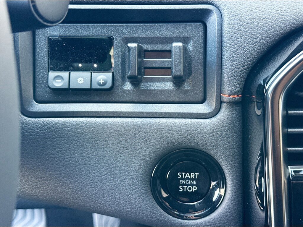 New 2026 Nissan Armada PRO-4X image 10