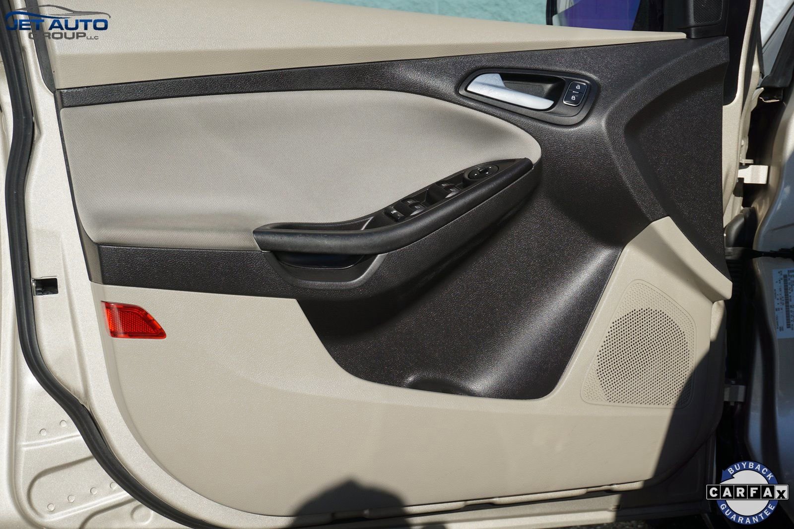 Used 2017 Ford Focus SE image 24