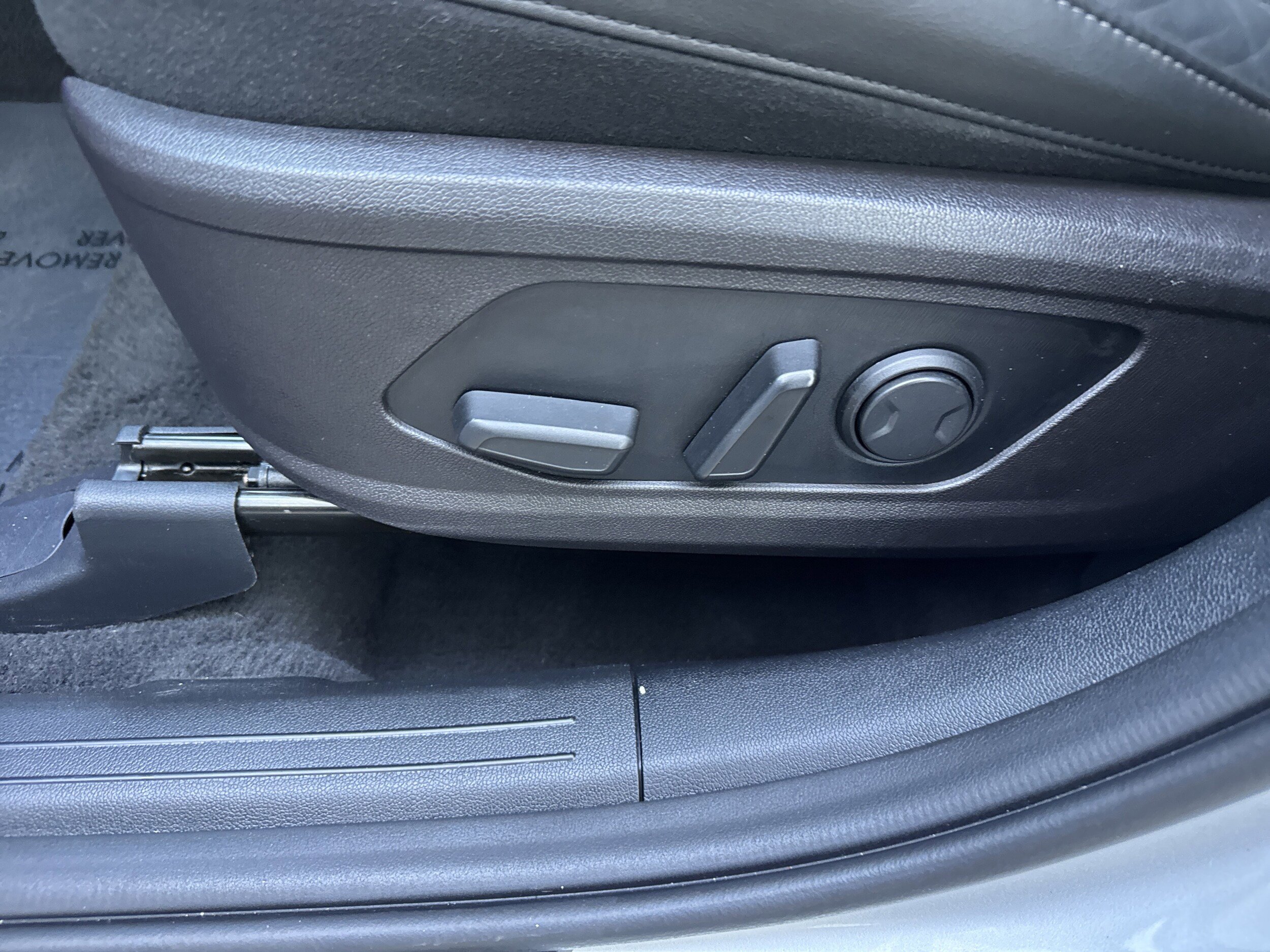 Used 2021 Kia Sorento EX w/ EX AWD X-Line Package image 6