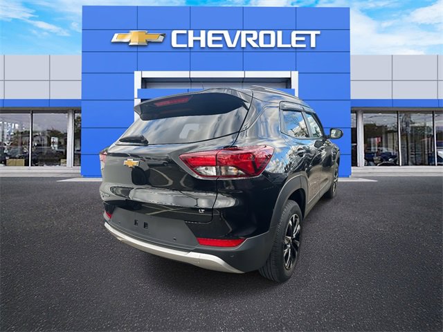 Certified 2022 Chevrolet TrailBlazer LT w/ Convenience Package image 2