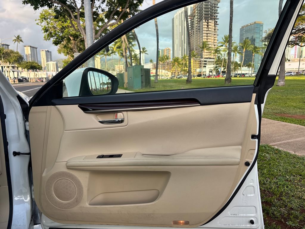 Used 2013 Lexus ES 350 image 15