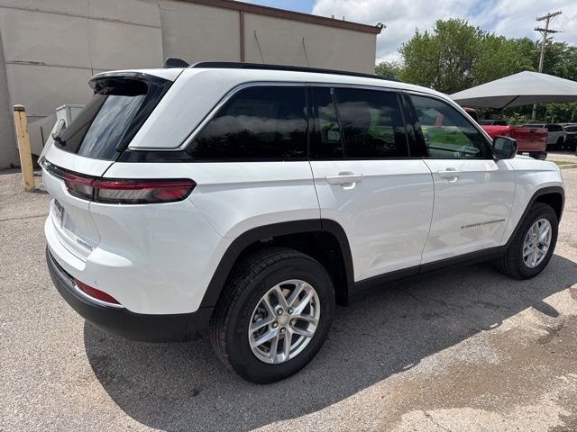 New 2026 Jeep Grand Cherokee Laredo X RWD image 6